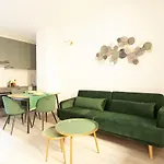 Renovated Apartment In Milan City Center - Commenda 21