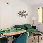 Renovated Apartment In Milan City Center - Commenda 21