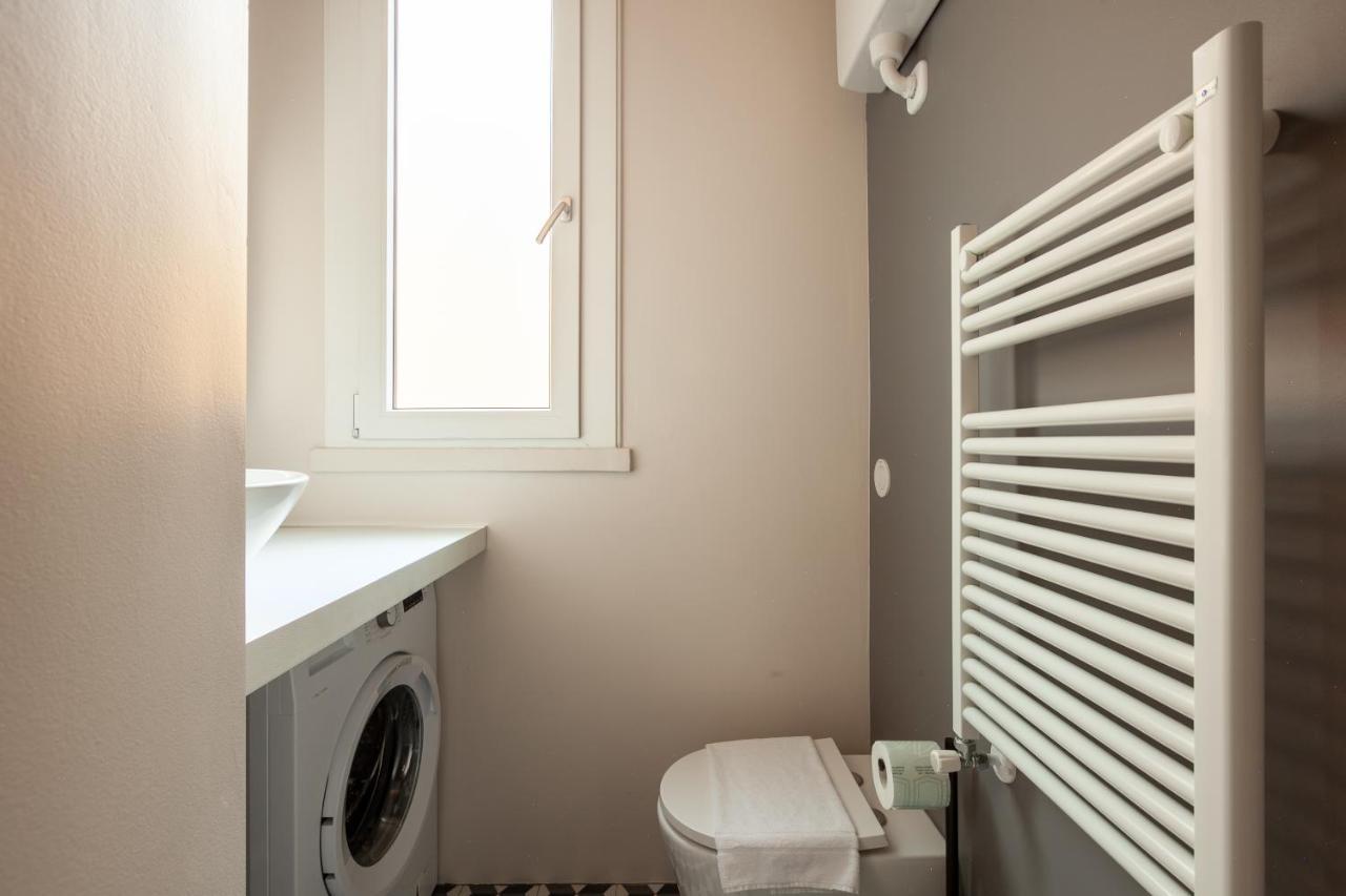 Renovated In Center - Commenda 21 *