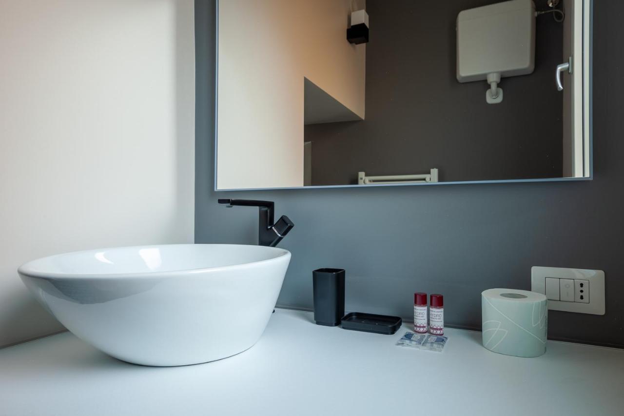 Renovated In Center - Commenda 21